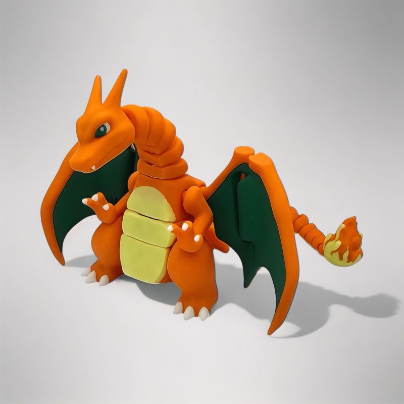 Pokemon Esnek Oynayabilir Charizard Figürü